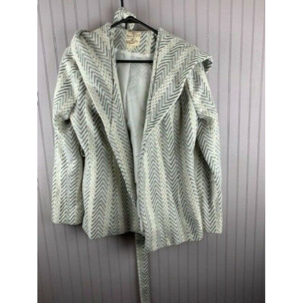 Tulle Anthropologie Size Small Womens Coat Hoodie Belted Gray White